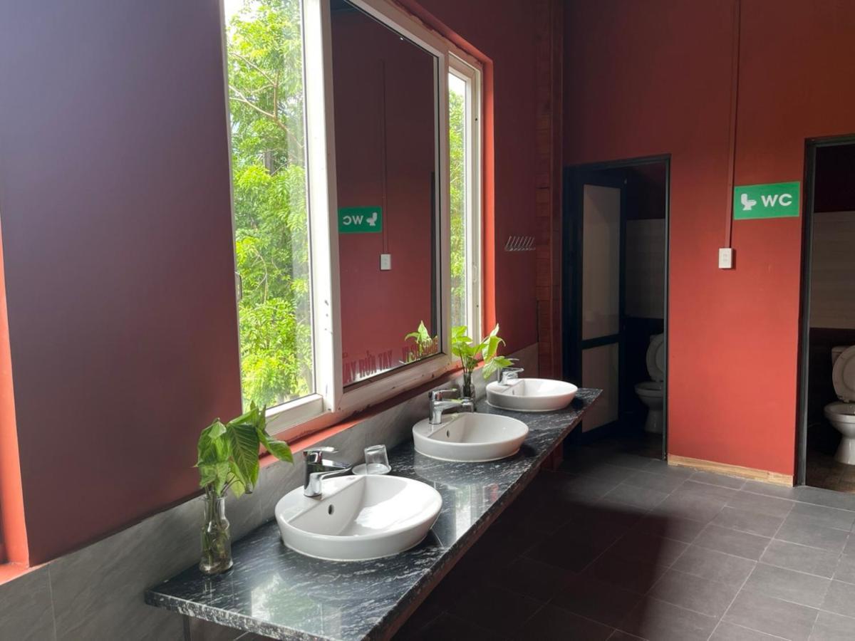 Rocks Ha Giang Hostel & Tour Exterior foto
