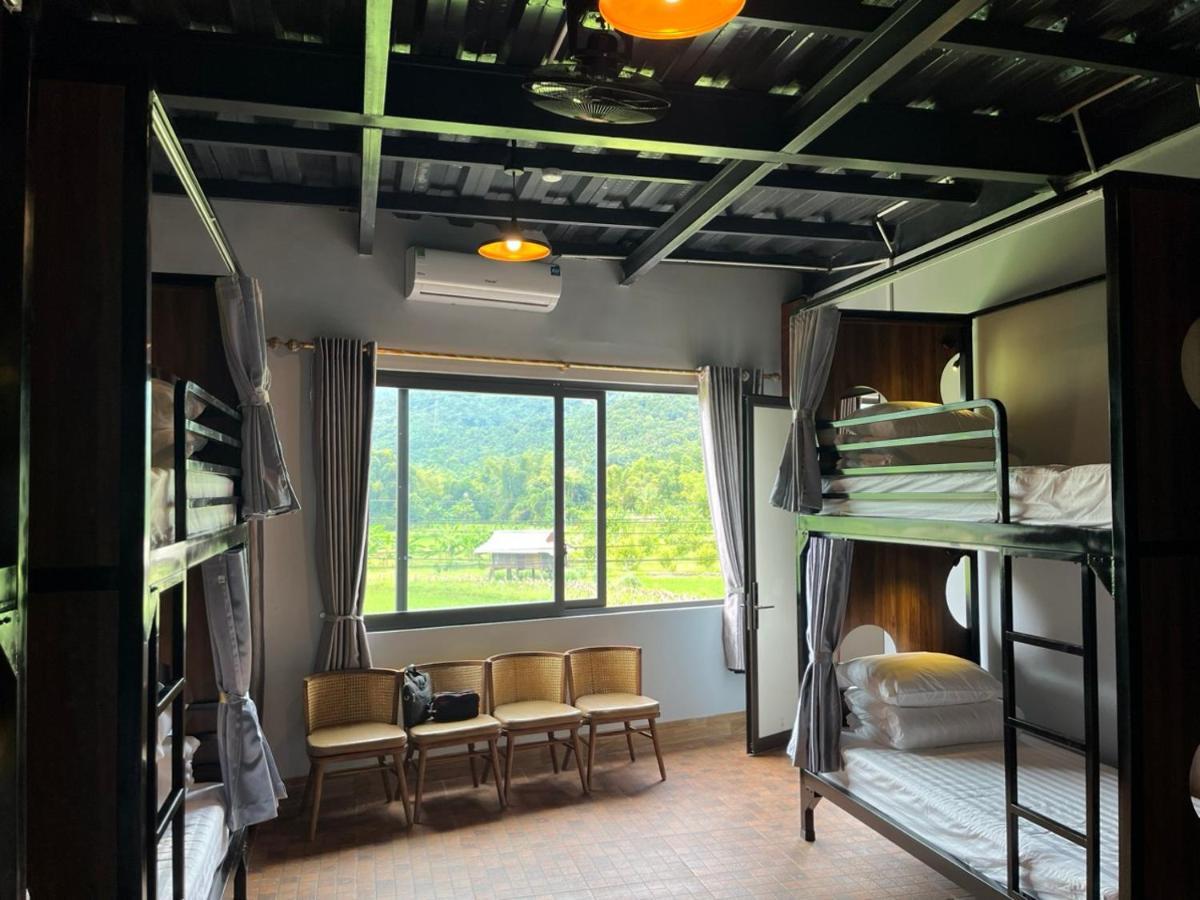 Rocks Ha Giang Hostel & Tour Exterior foto
