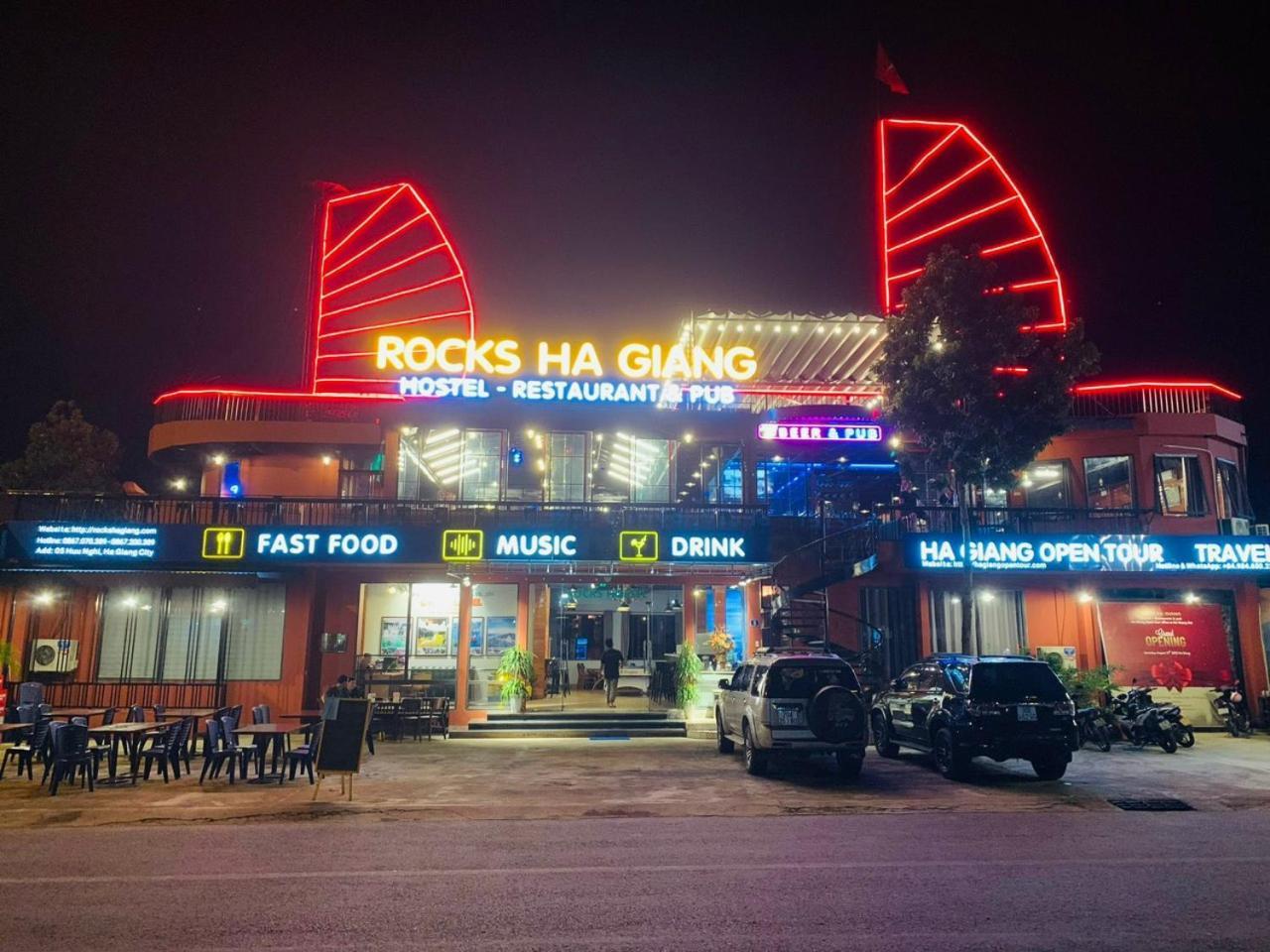 Rocks Ha Giang Hostel & Tour Exterior foto